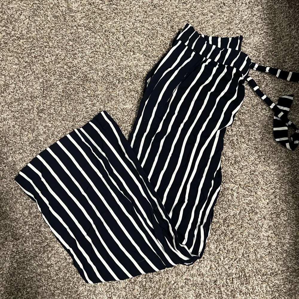 Cute pants!